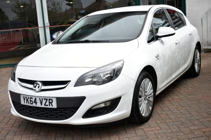 2025 Vauxhall Astra