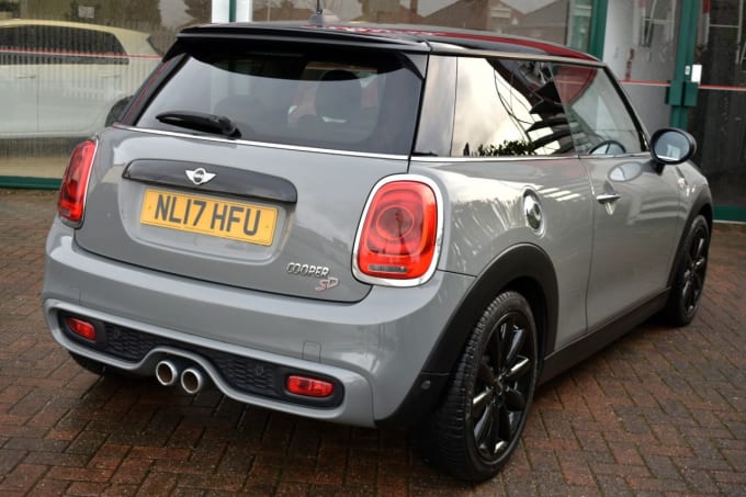 2025 Mini Hatch