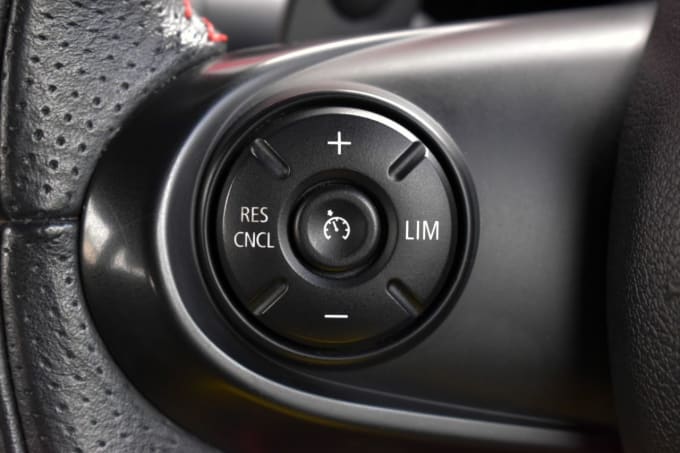 2025 Mini Hatch