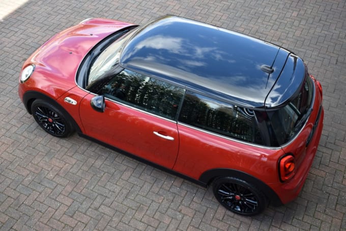 2025 Mini Hatch