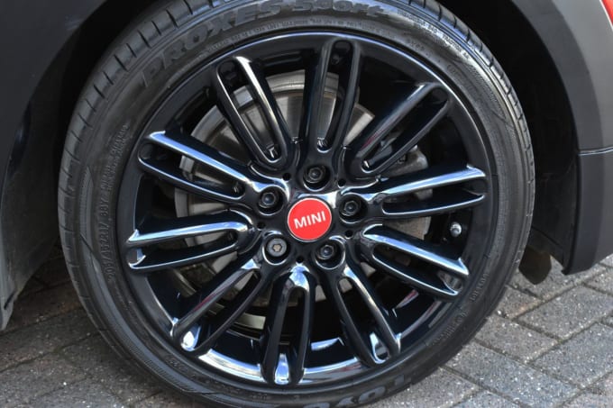 2025 Mini Hatch