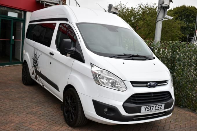 2025 Ford Transit Custom