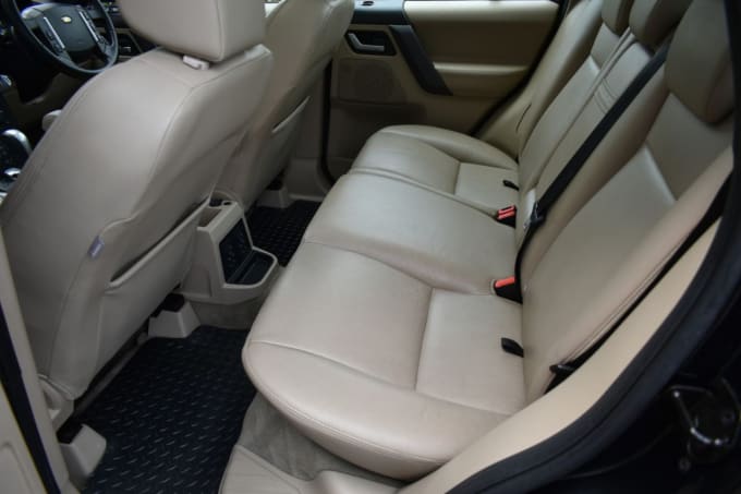 2025 Land Rover Freelander 2