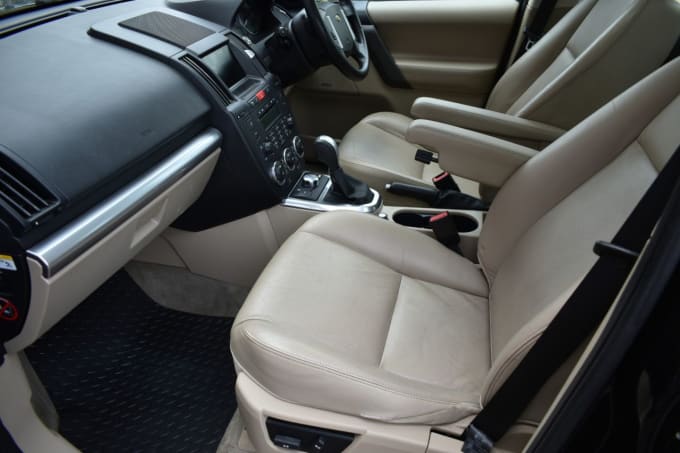 2025 Land Rover Freelander 2