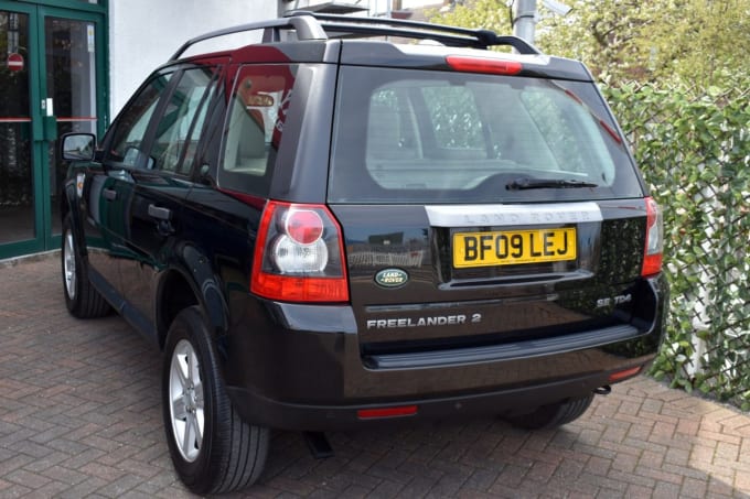 2025 Land Rover Freelander 2