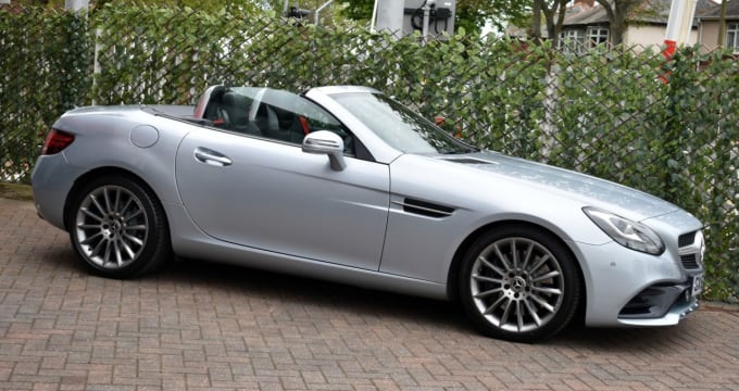 2025 Mercedes-benz Slc
