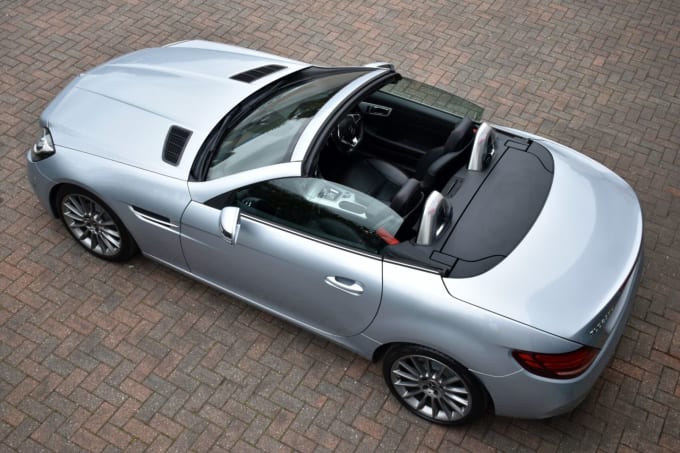 2025 Mercedes-benz Slc