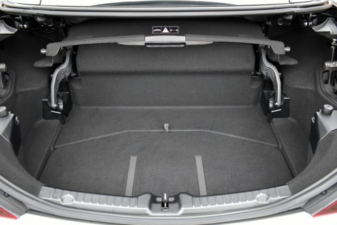 2025 Mercedes-benz Slc