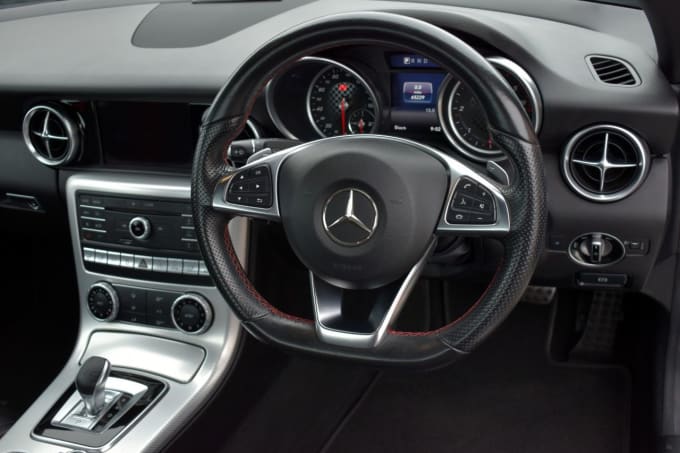 2025 Mercedes-benz Slc