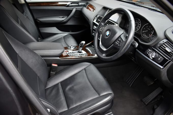 2025 BMW X4