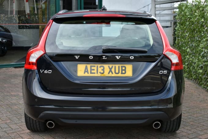 2025 Volvo V60
