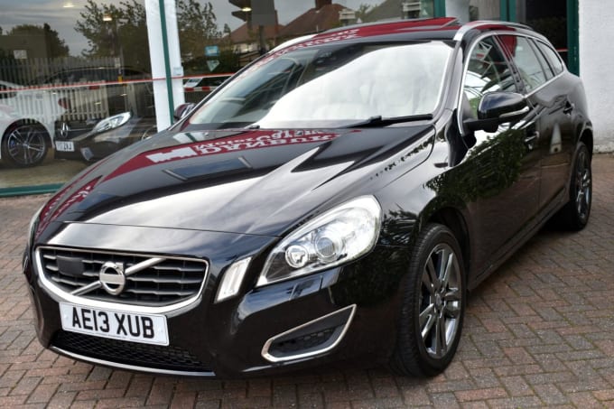 2025 Volvo V60