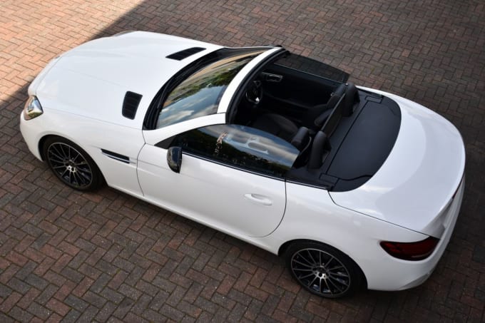 2025 Mercedes-benz Slc