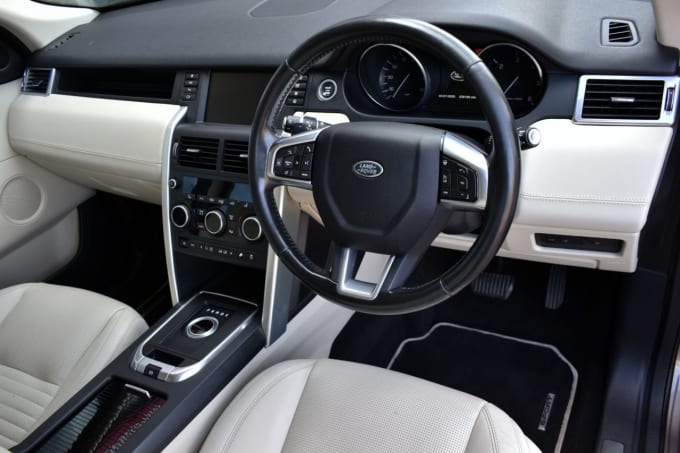 2025 Land Rover Discovery Sport
