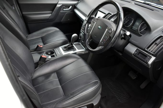 2025 Land Rover Freelander 2