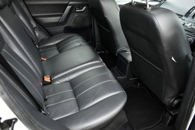 2025 Land Rover Freelander 2