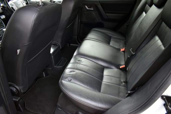 2025 Land Rover Freelander 2