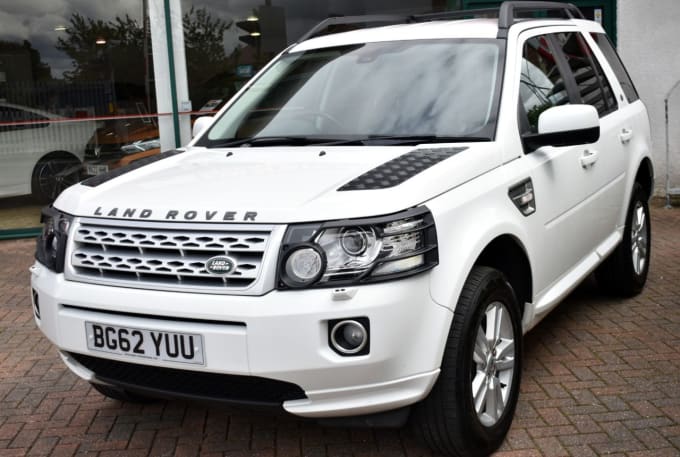 2025 Land Rover Freelander 2