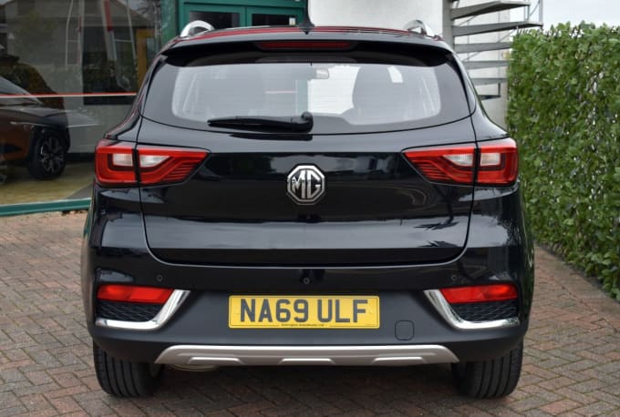 2025 Mg Mg Zs