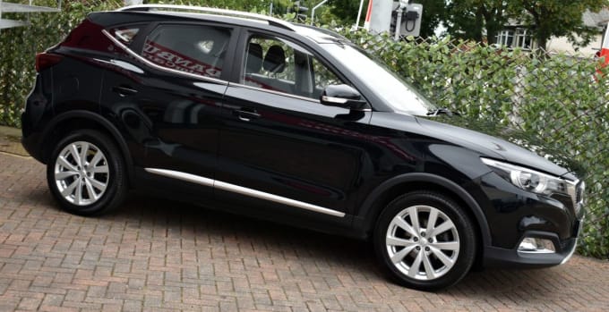 2025 Mg Mg Zs