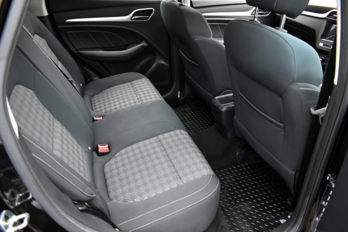 2025 Mg Mg Zs