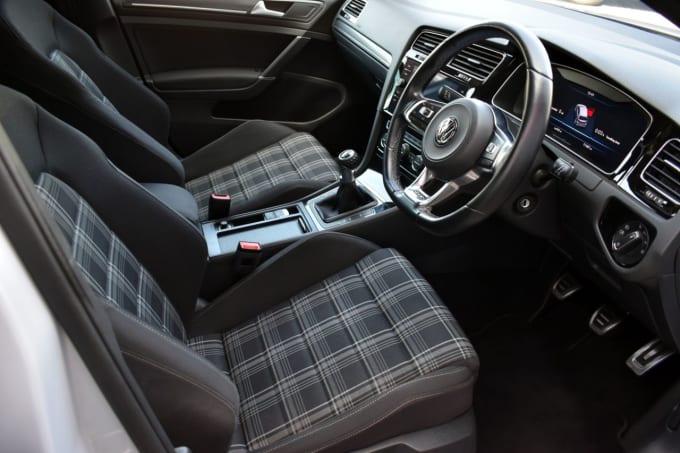 2025 Volkswagen Golf