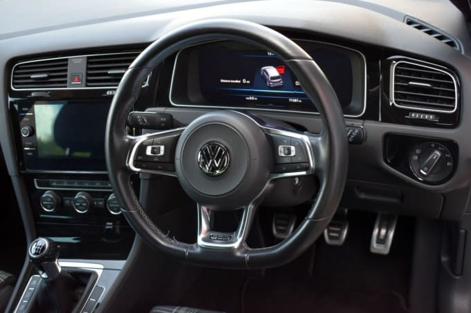 2025 Volkswagen Golf