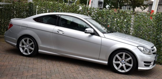 2025 Mercedes-benz C-class
