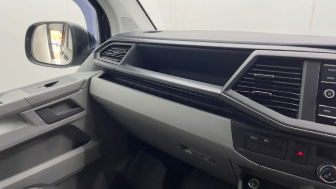 2020 Volkswagen Transporter