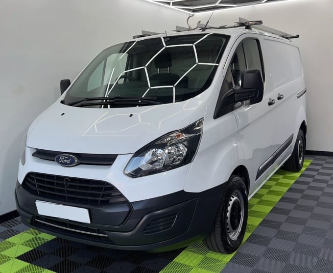 2025 Ford Transit Custom