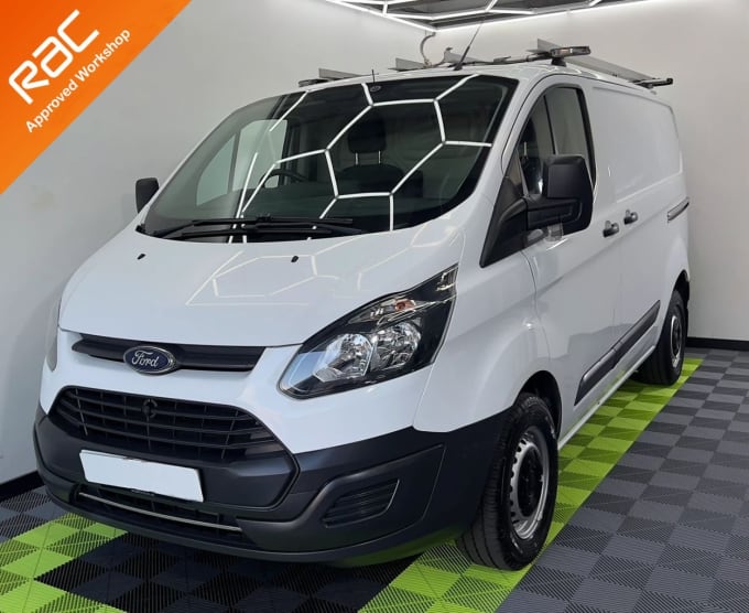 2025 Ford Transit Custom