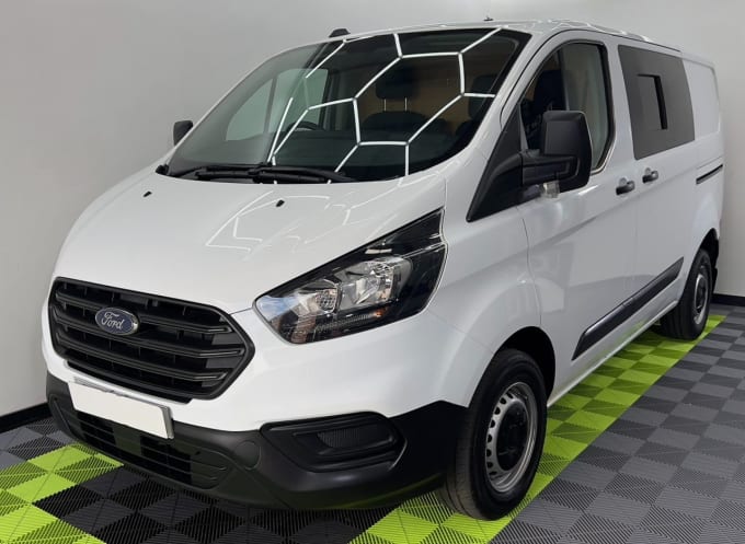 2024 Ford Transit Custom