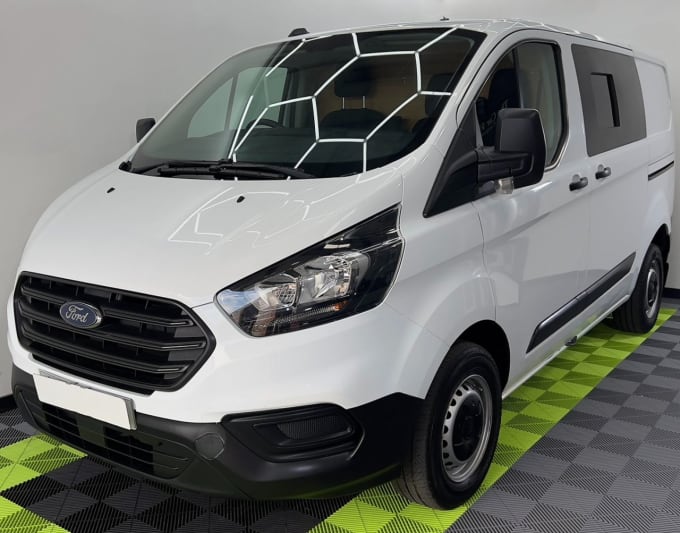 2024 Ford Transit Custom