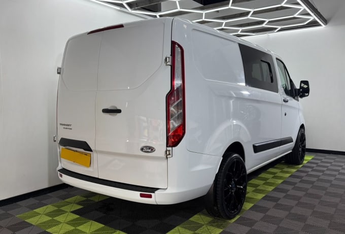2025 Ford Transit Custom