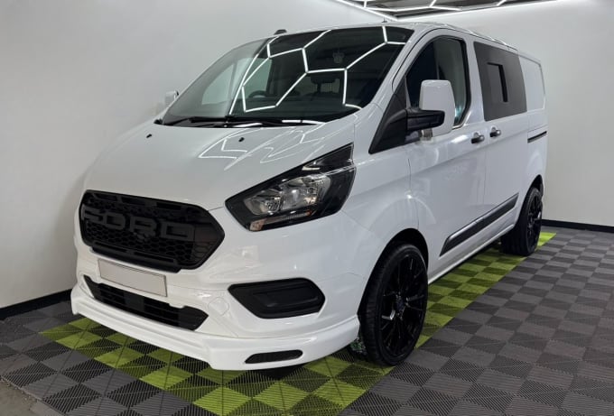 2025 Ford Transit Custom