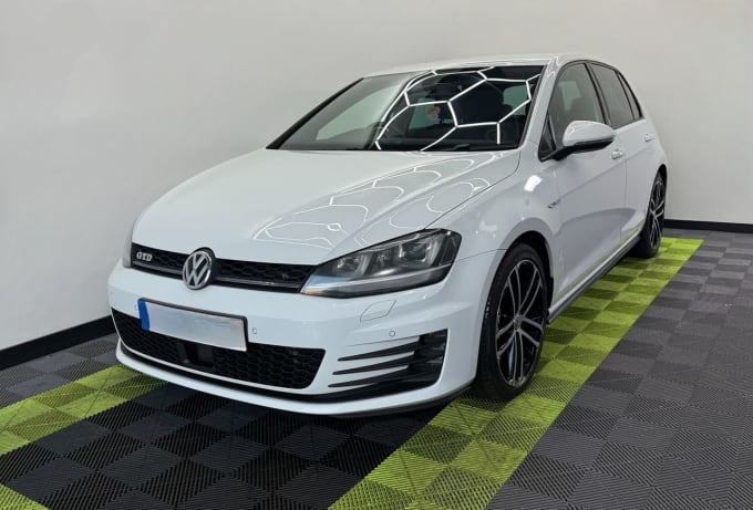 2025 Volkswagen Golf