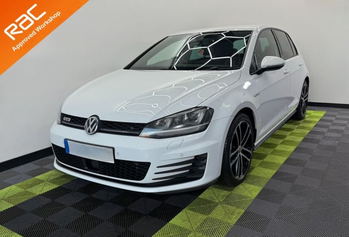 2025 Volkswagen Golf