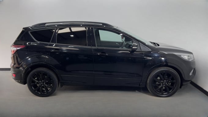 2025 Ford Kuga