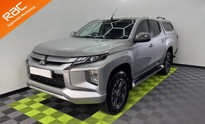 2024 Mitsubishi L200