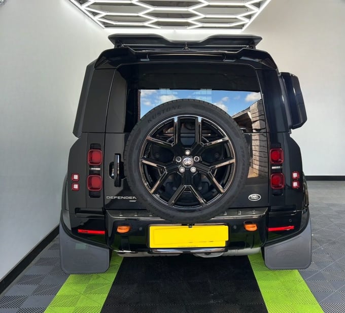 2025 Land Rover Defender