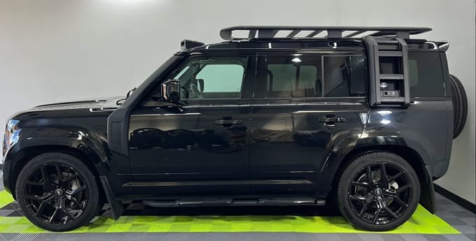 2025 Land Rover Defender