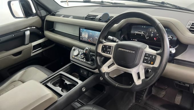 2025 Land Rover Defender