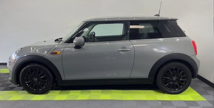 2024 Mini Hatch One