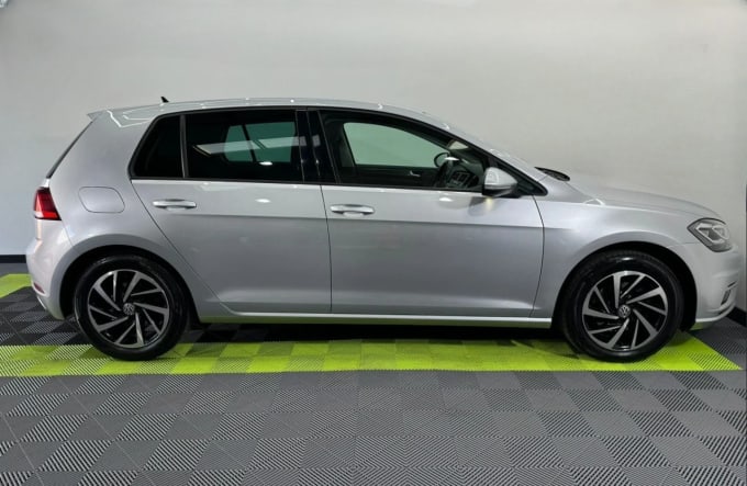 2024 Volkswagen Golf