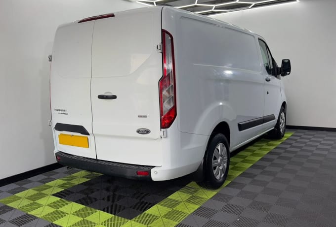 2024 Ford Transit Custom