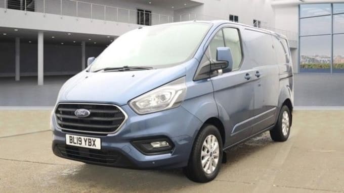 2024 Ford Transit Custom