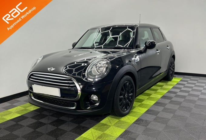 2024 Mini Hatch