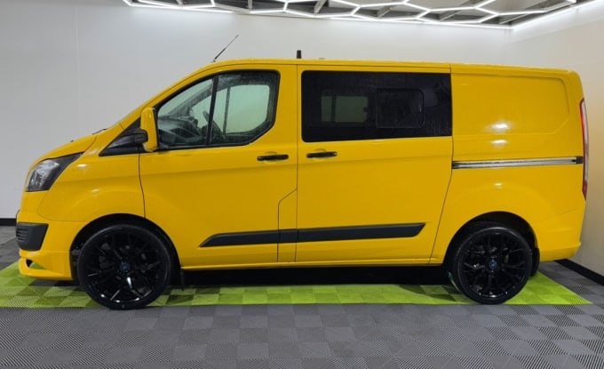 2025 Ford Transit Custom