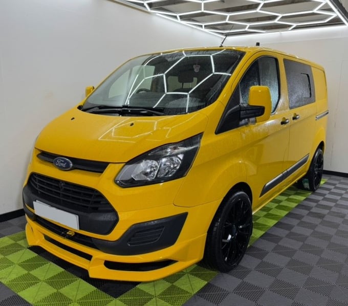 2025 Ford Transit Custom