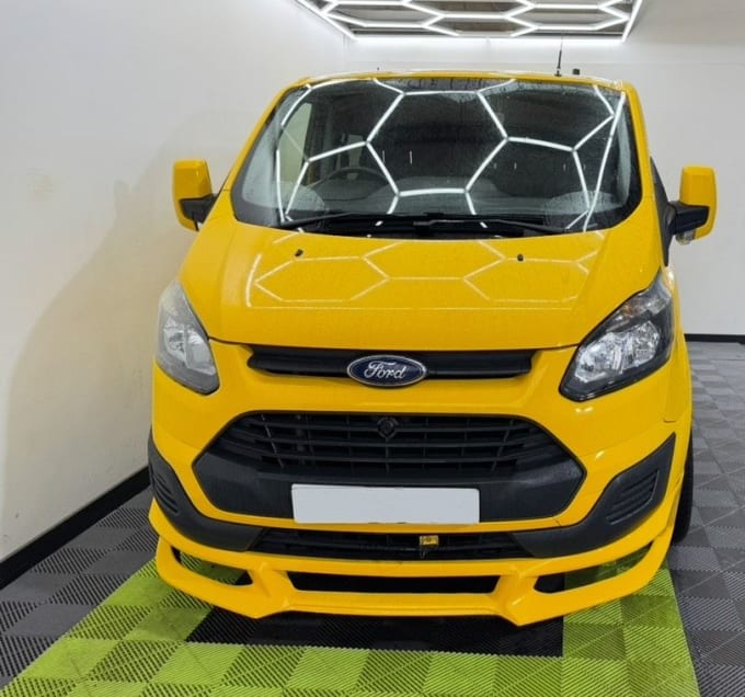 2025 Ford Transit Custom